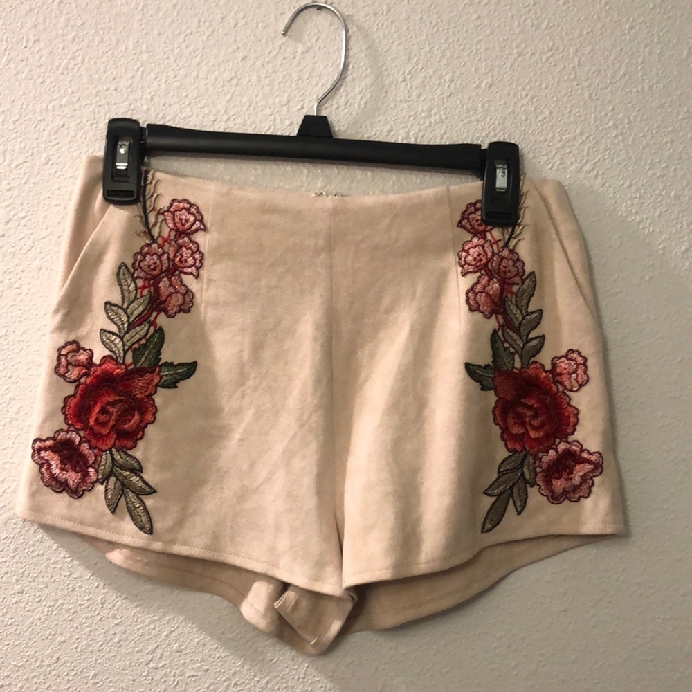 Luxxel faux suede shorts with floral appliqué